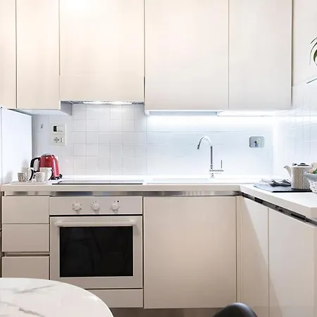 Madama Cristina 18 Lägenhet